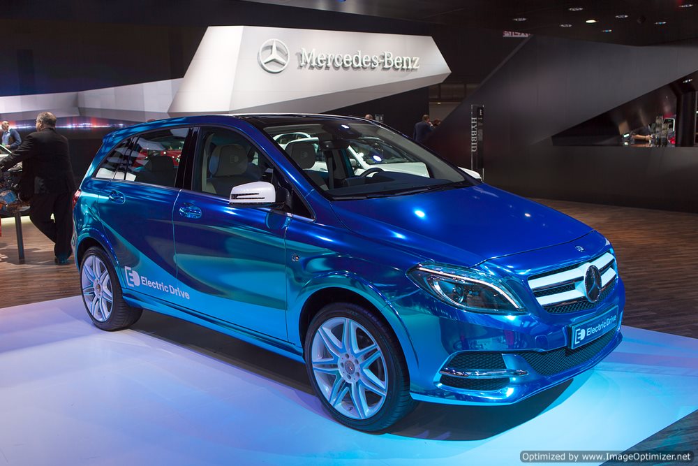 Going Green: Mercedes Unveils Tesla-Powered Electric Car